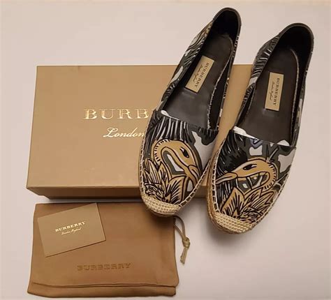 Classic Brit Style: Burberry Hodgson Flat Espadrilles